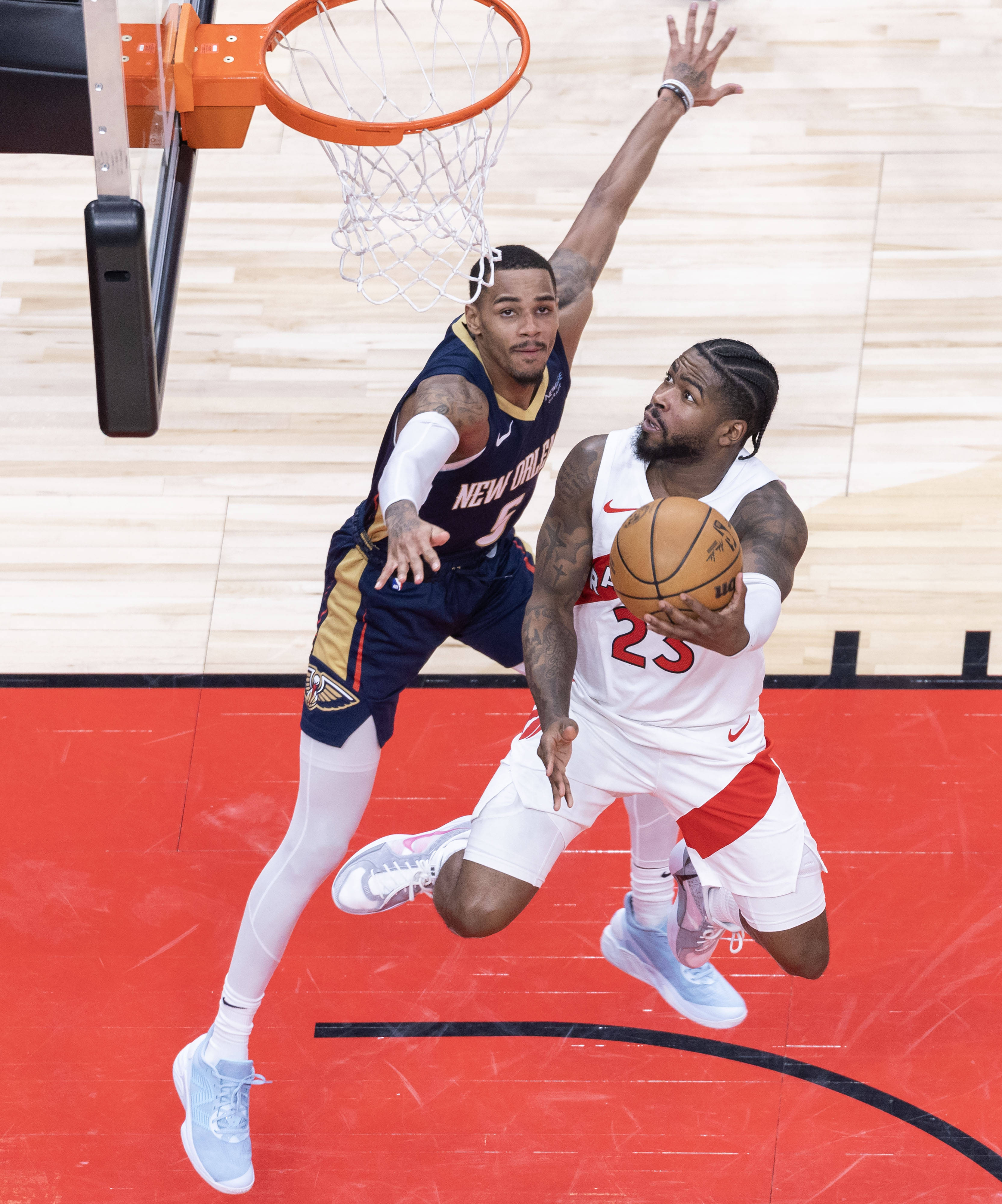 开云体育-猛龙实力碾压老鹰，取得季后赛首轮大胜