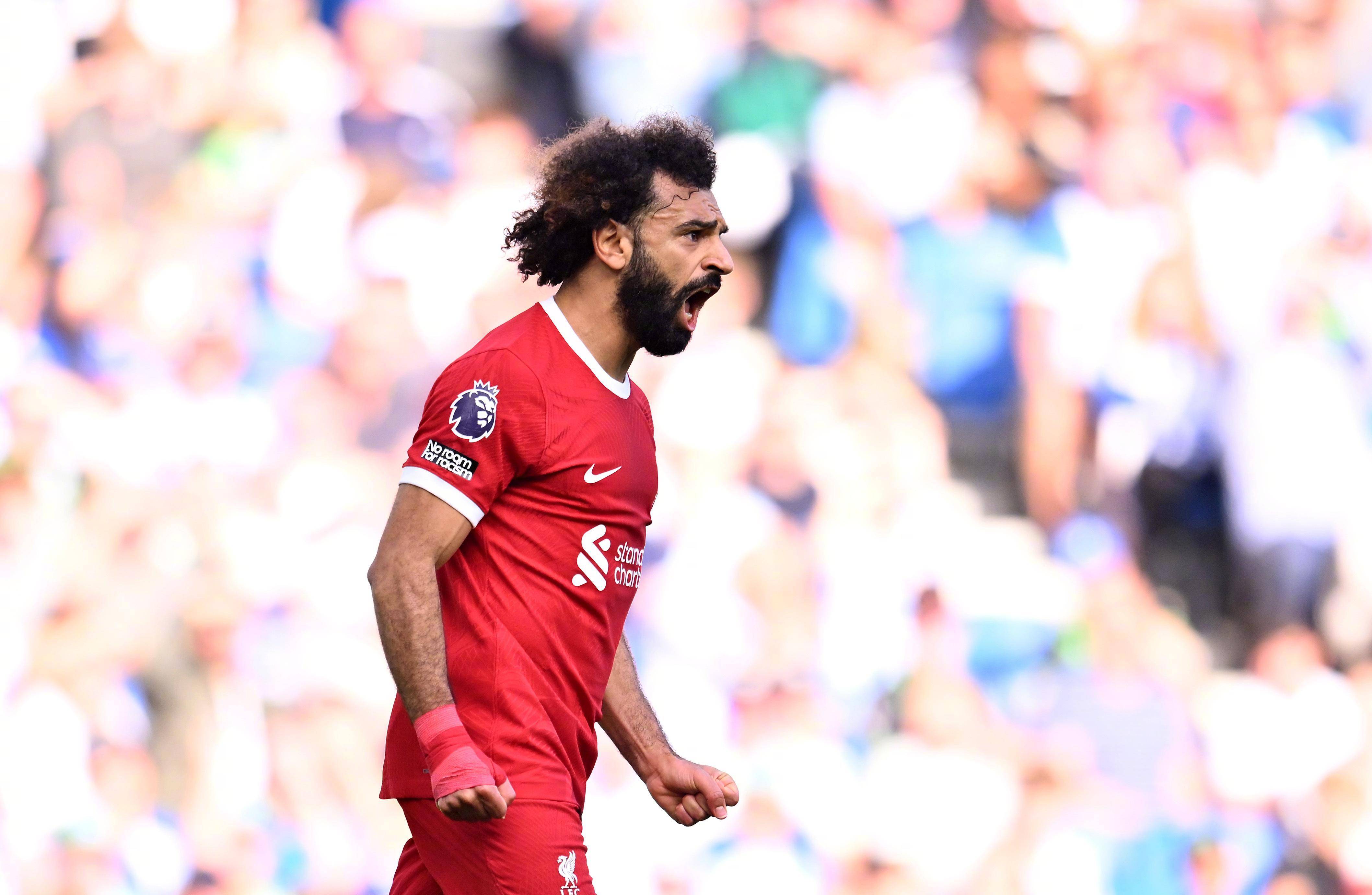 利物浦后卫坚守阵地,帮助球队保持不败 利物浦后卫坚守阵地,帮助球队保持不败