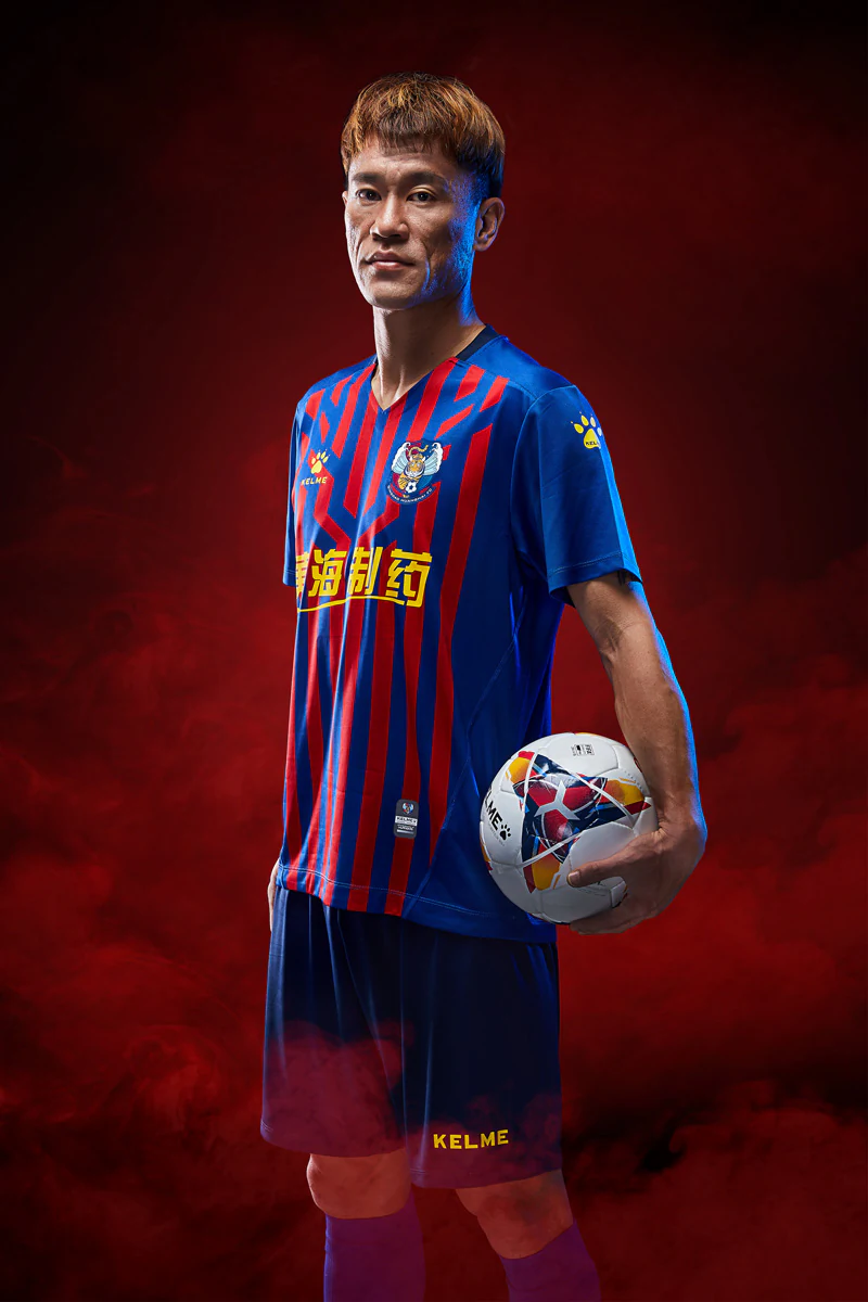 青岛黄海奋力拼搏,取得胜利 青岛黄海奋力拼搏,取得胜利