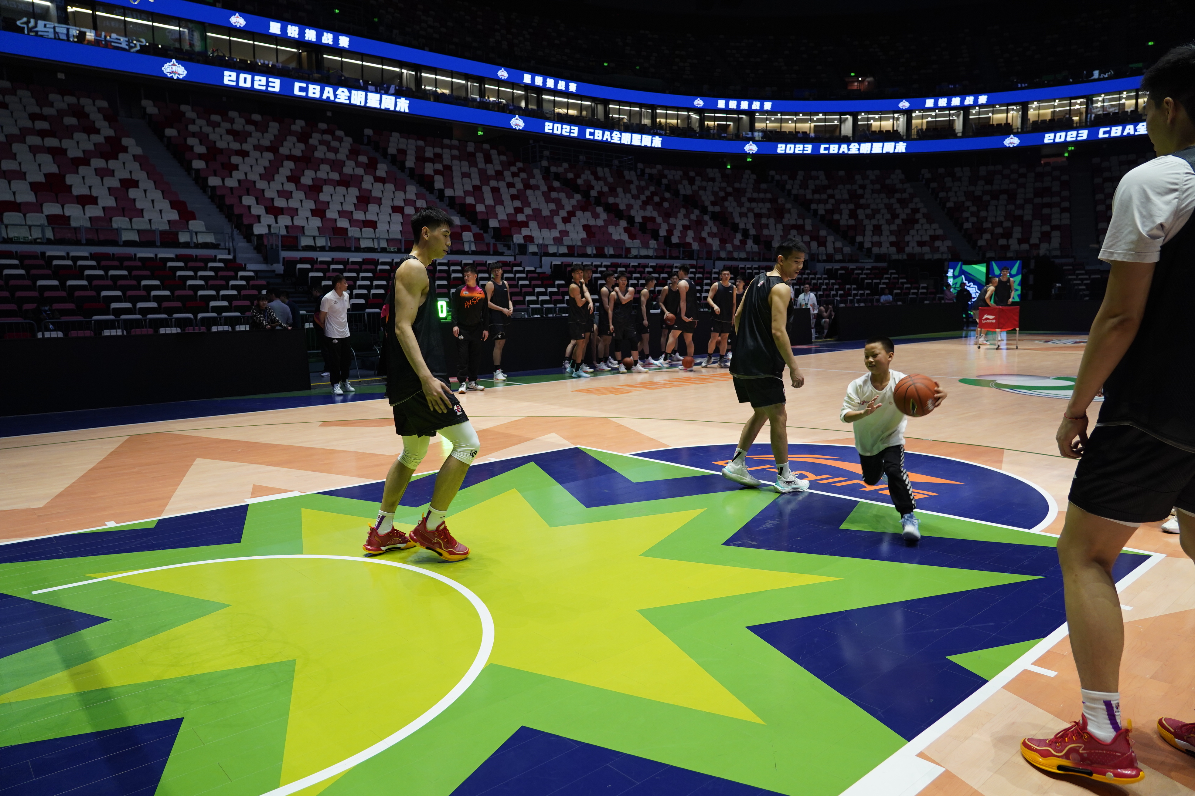 开云体育网站-篮球明星公益活动走进校园，传播篮球文化的简单介绍