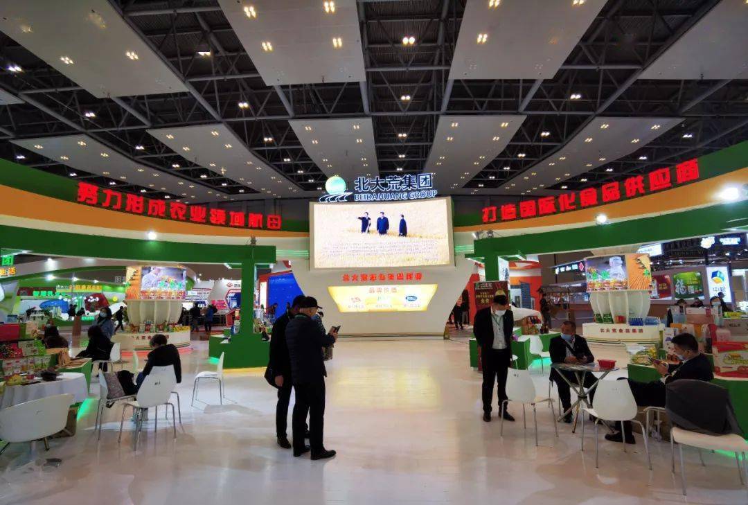 开云体育-大物交易拉开帷幕，球队阵容大变的简单介绍