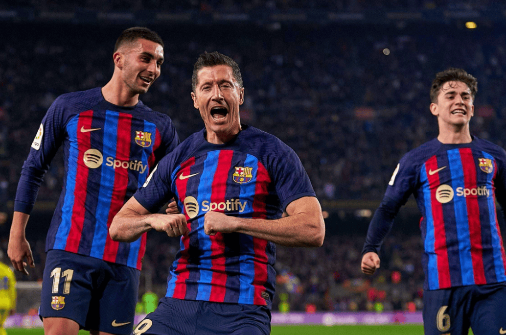 包含西班牙联赛竞争激烈,多支球队争夺冠军的词条 包含西班牙联赛竞争激烈,多支球队争夺冠军的词条