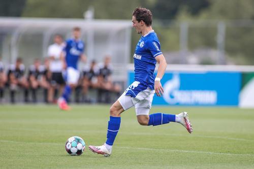 开云体育官网入口-包含沙尔克在主场战平云达不莱梅，不败纪录延续的词条