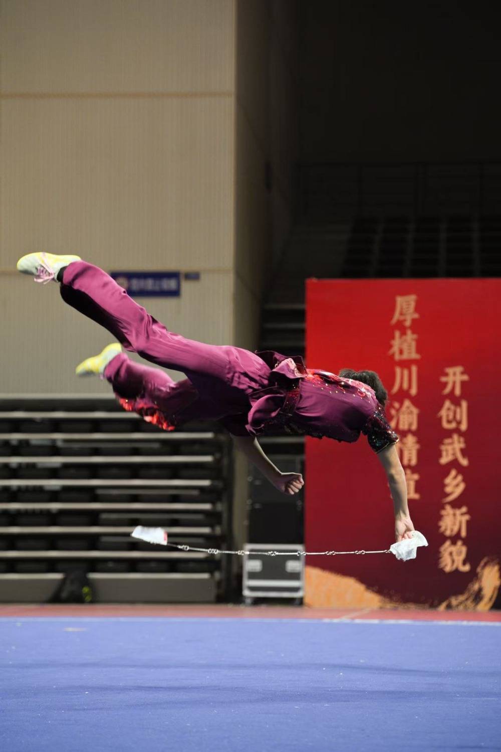 开云体育网站-关于队员身手矫健，精彩表现不断的信息