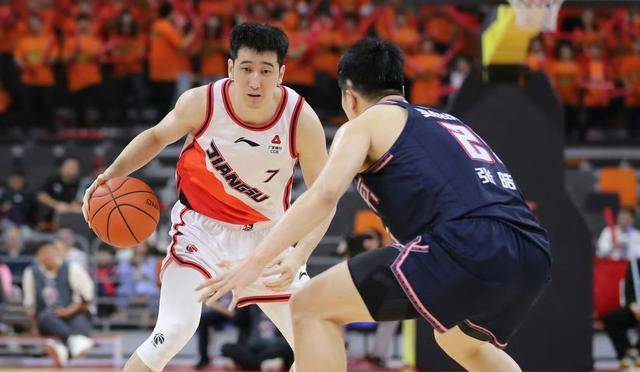 开云体育网站-广东男篮壮大优势，取得热火胜利的简单介绍