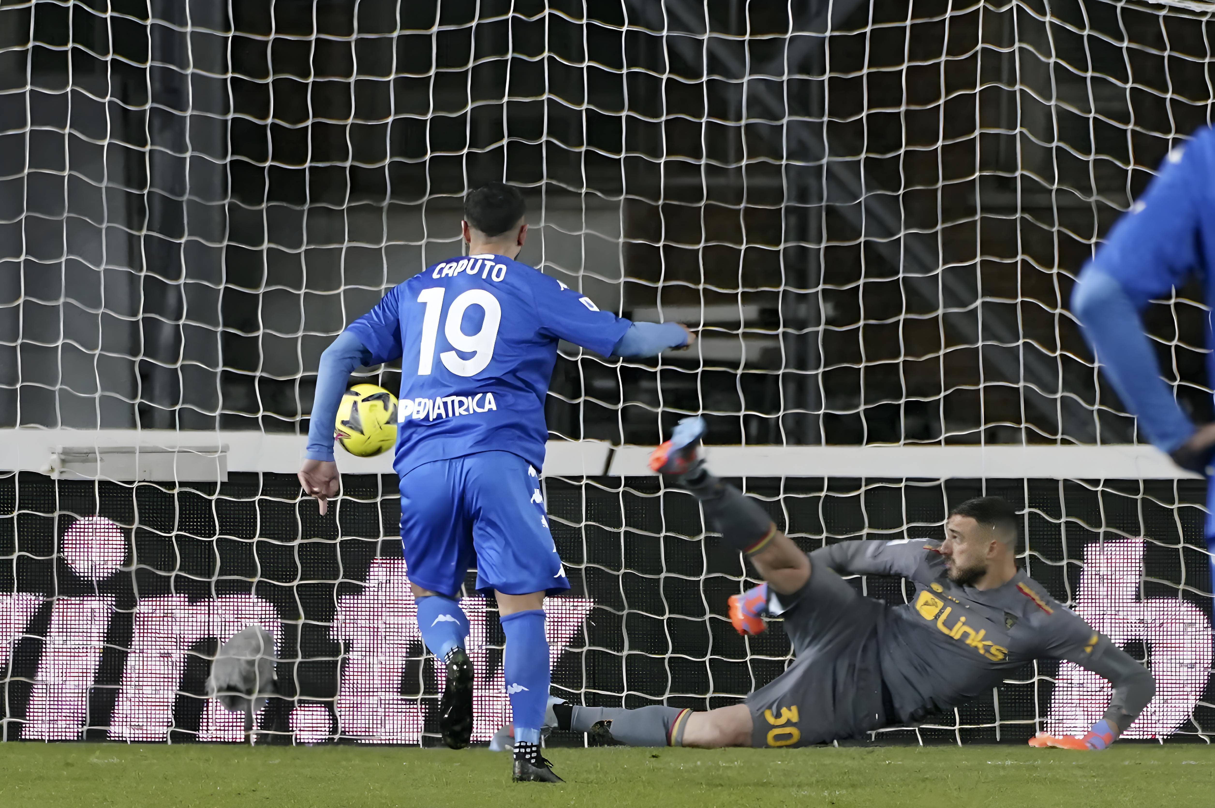 开云体育官网入口-拉齐奥客场取得惊险胜利，追赶积分榜前列的简单介绍