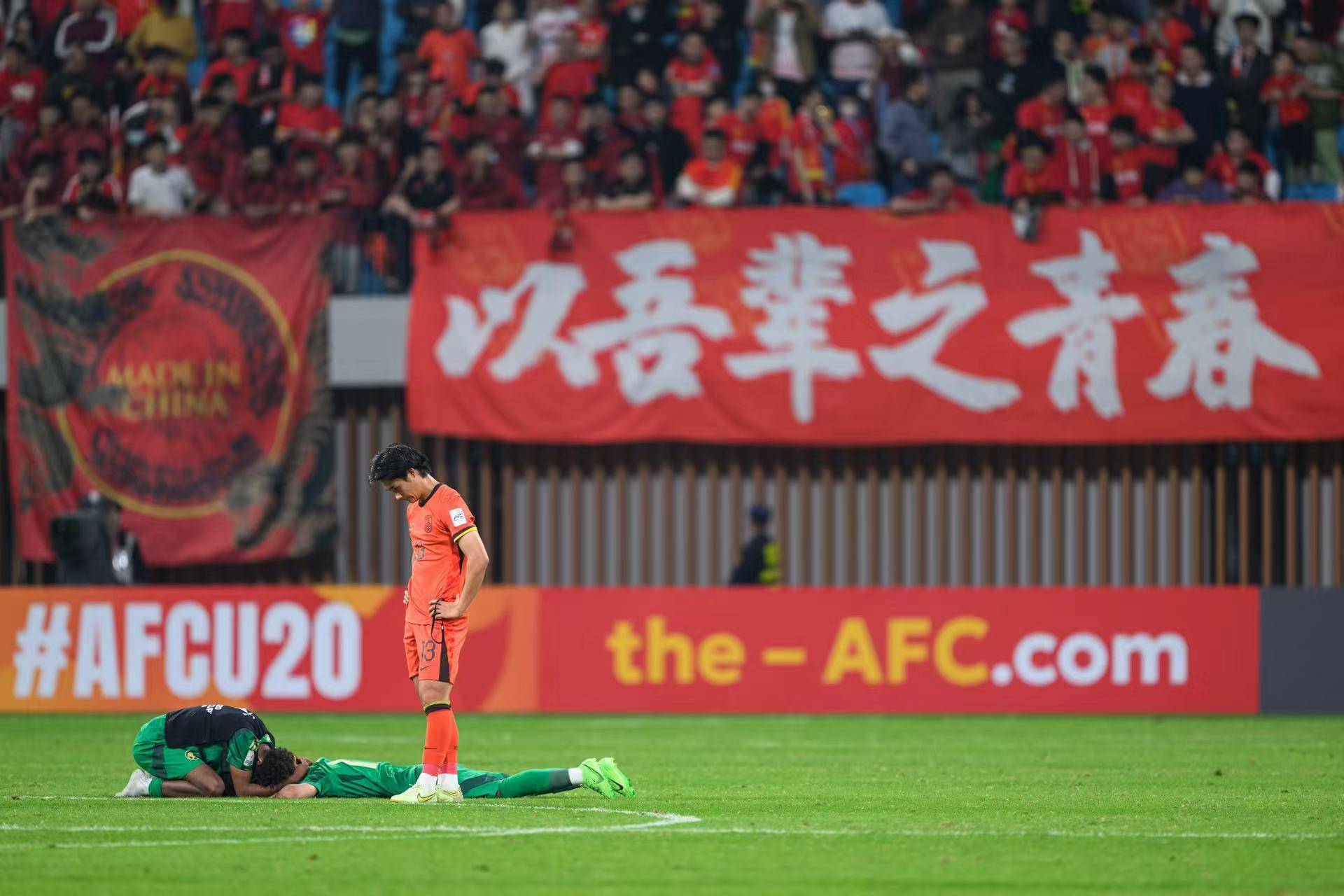 开云体育登录-包含责任心足球友谊赛场上演，中国队展现斗志的词条