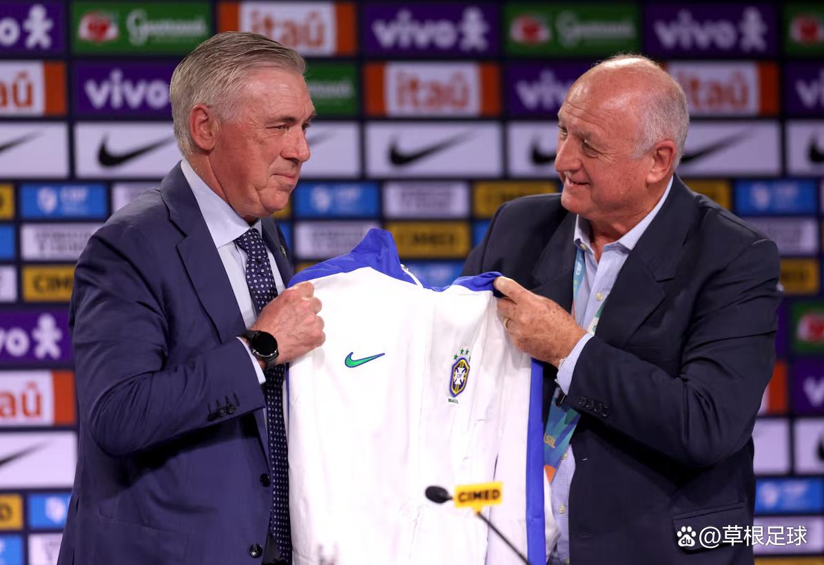 包含弗格森接替安切洛蒂意甲现沙尔克多次机会的词条