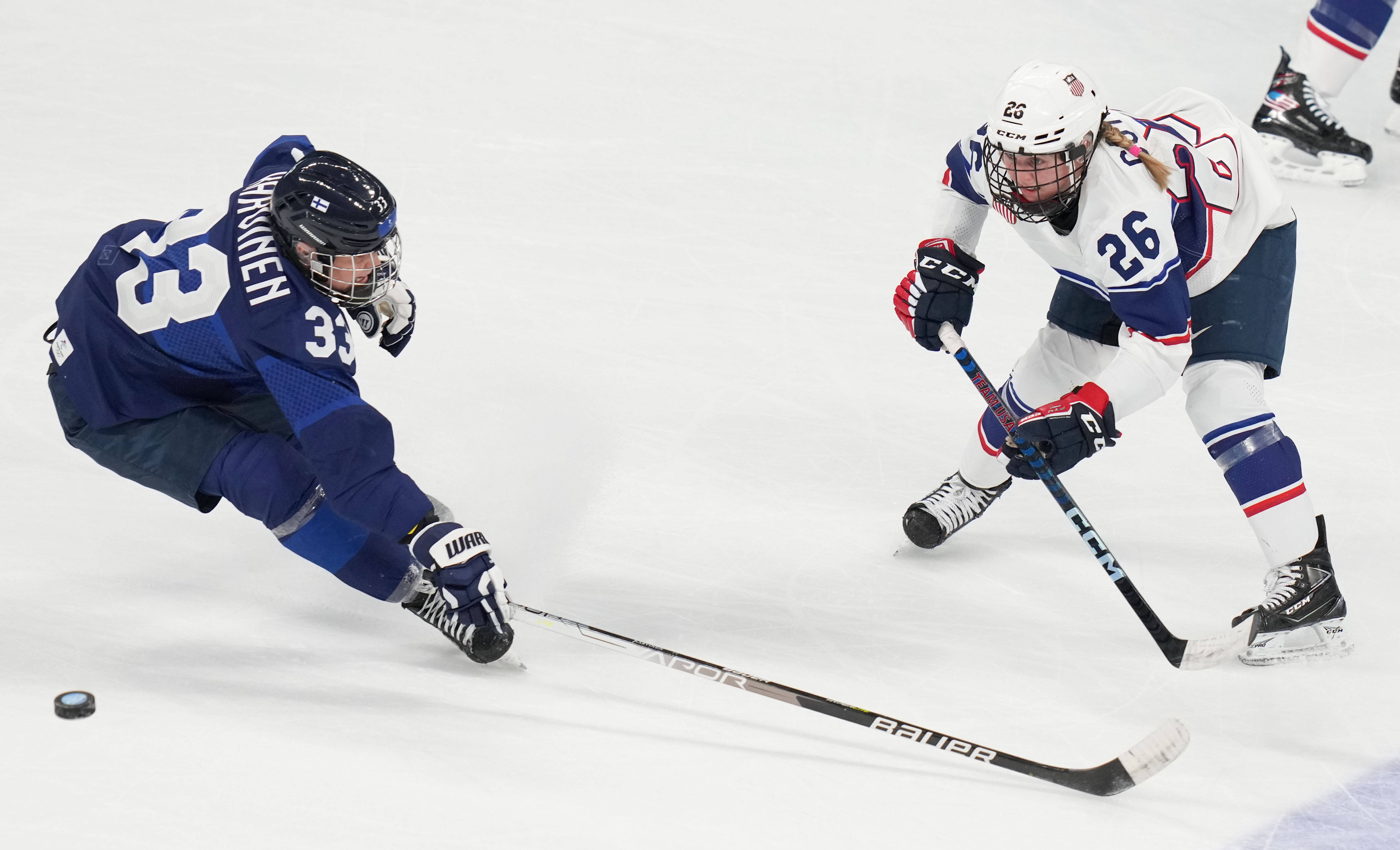 开云体育平台-关于美国女子冰球队凭借黄氏帽戏法大胜的信息