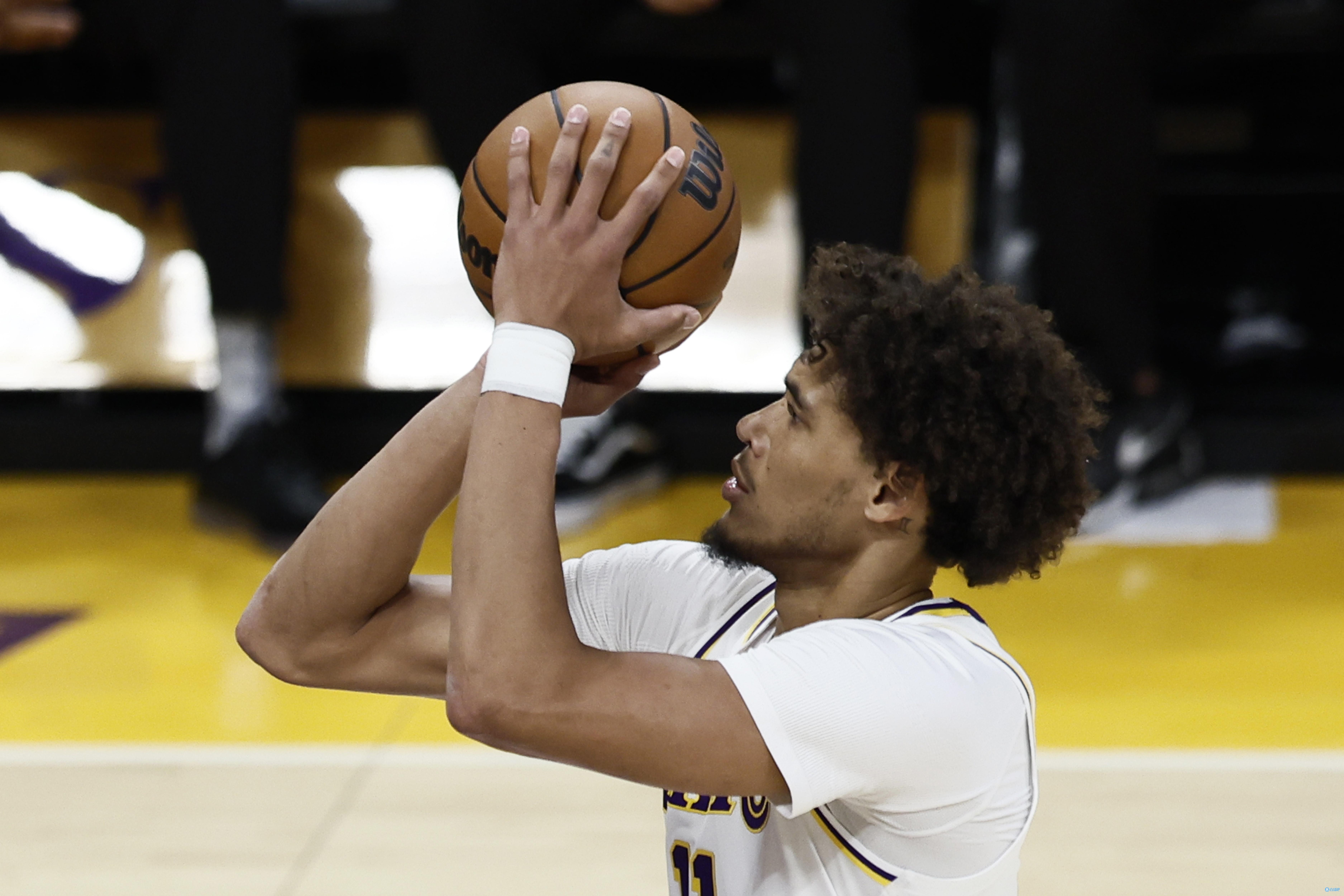 开云体育-快船客场挑战森林狼，戈贝尔再战唐斯