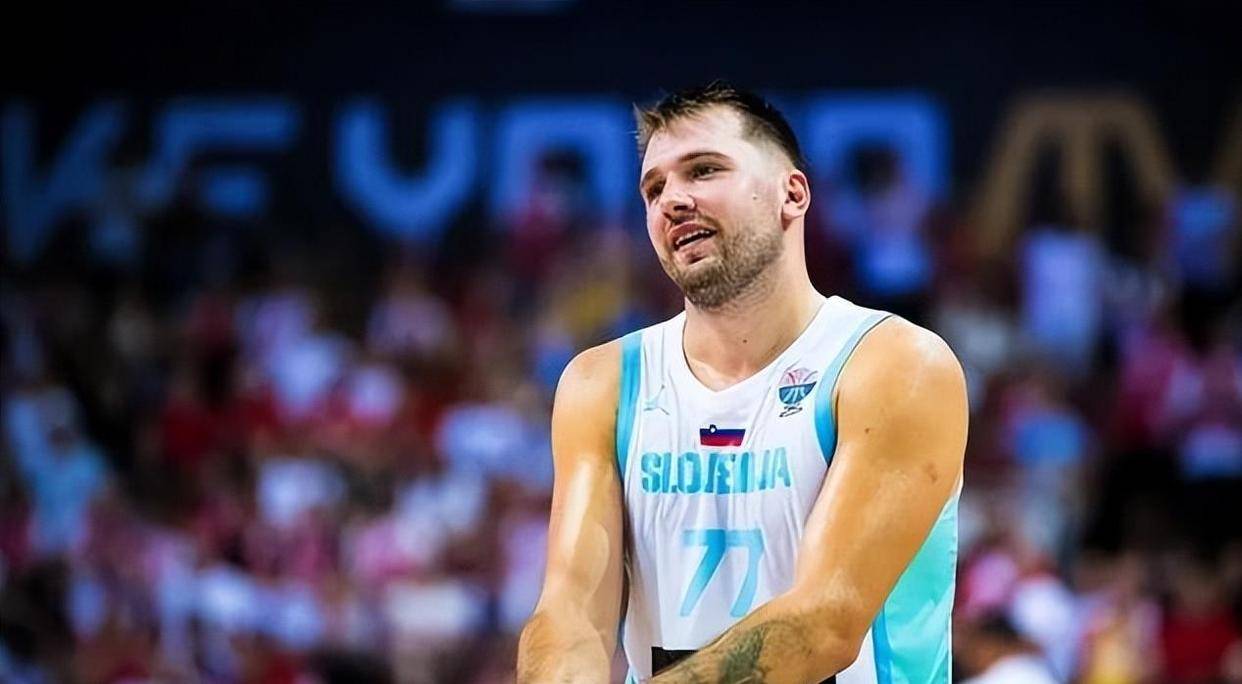 关于斯洛文尼亚队力挽狂澜,晋级欧锦赛四分之一决赛的信息 关于斯洛文尼亚队力挽狂澜,晋级欧锦赛四分之一决赛的信息