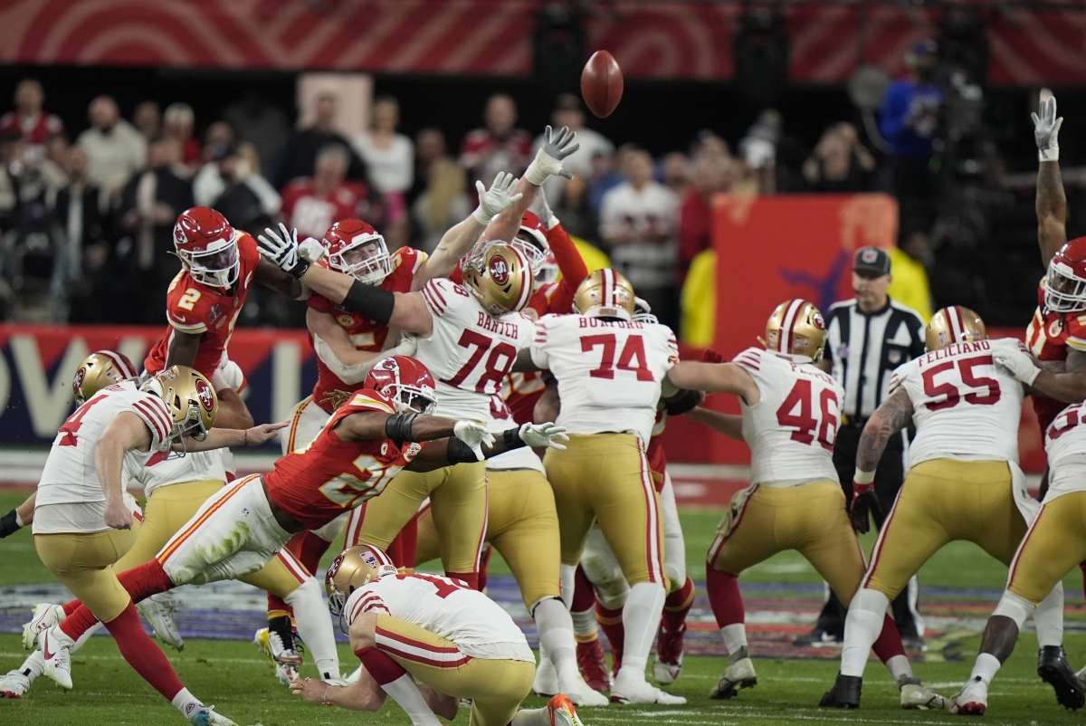 关于惊心动魄!紧张对决,胜者晋级压倒其他竞争者的信息 关于惊心动魄!紧张对决,胜者晋级压倒其他竞争者的信息