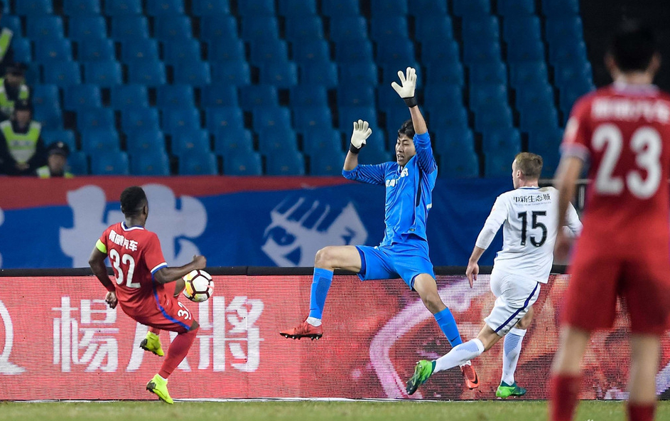 开云体育官网-辽宁队做客重庆斯威，实现客场赢球