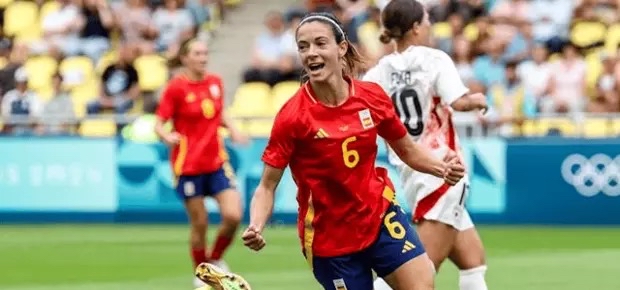 巴西队以出色表现晋级半决赛