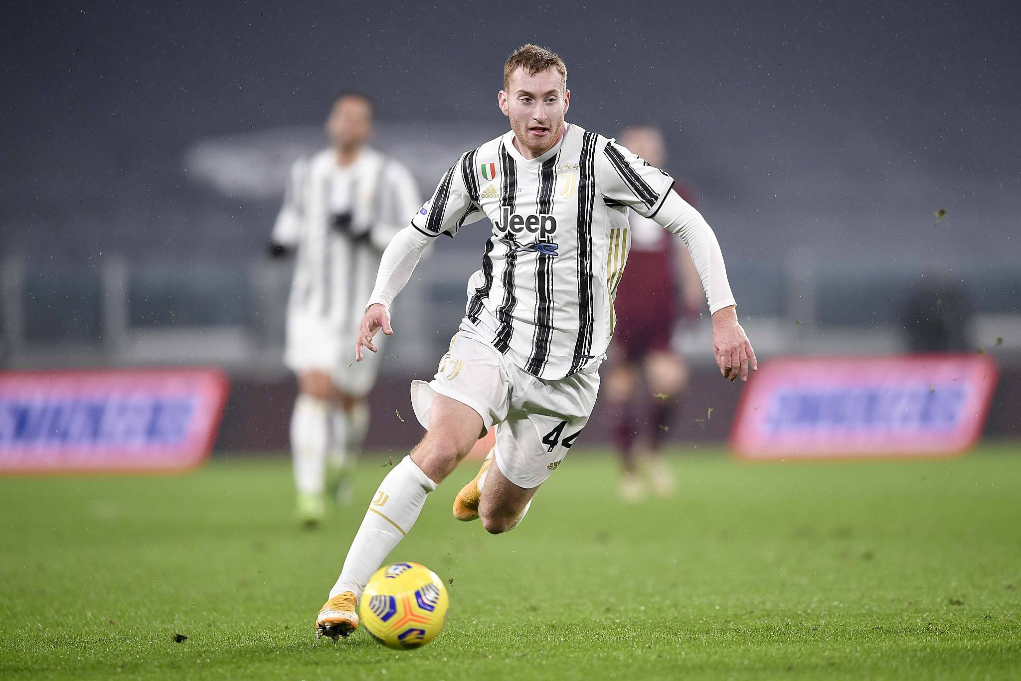 热那亚客场胜利,豪取主场满贯的简单介绍 热那亚客场胜利,豪取主场满贯的简单介绍